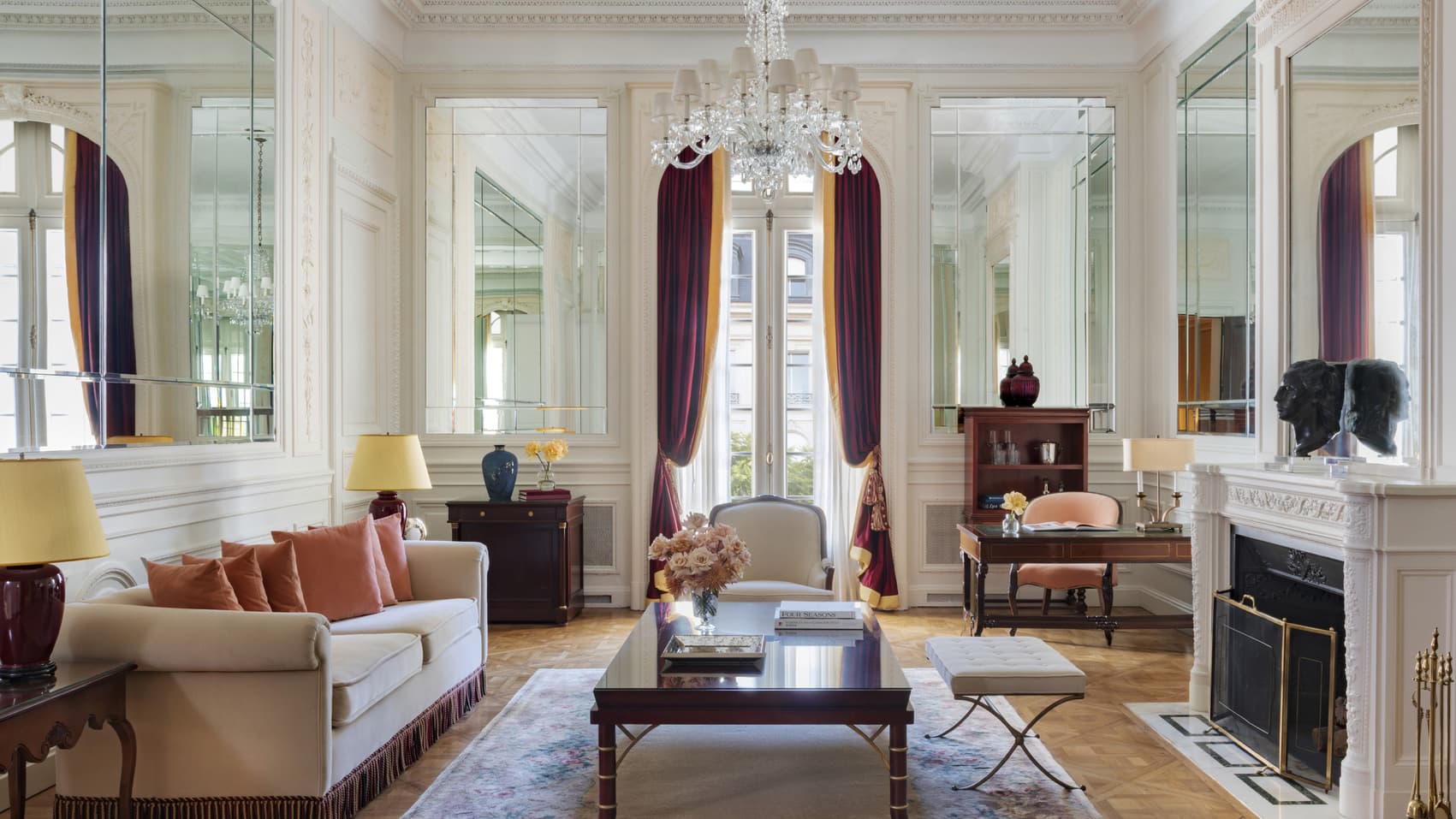 La Mansión Royale Suite